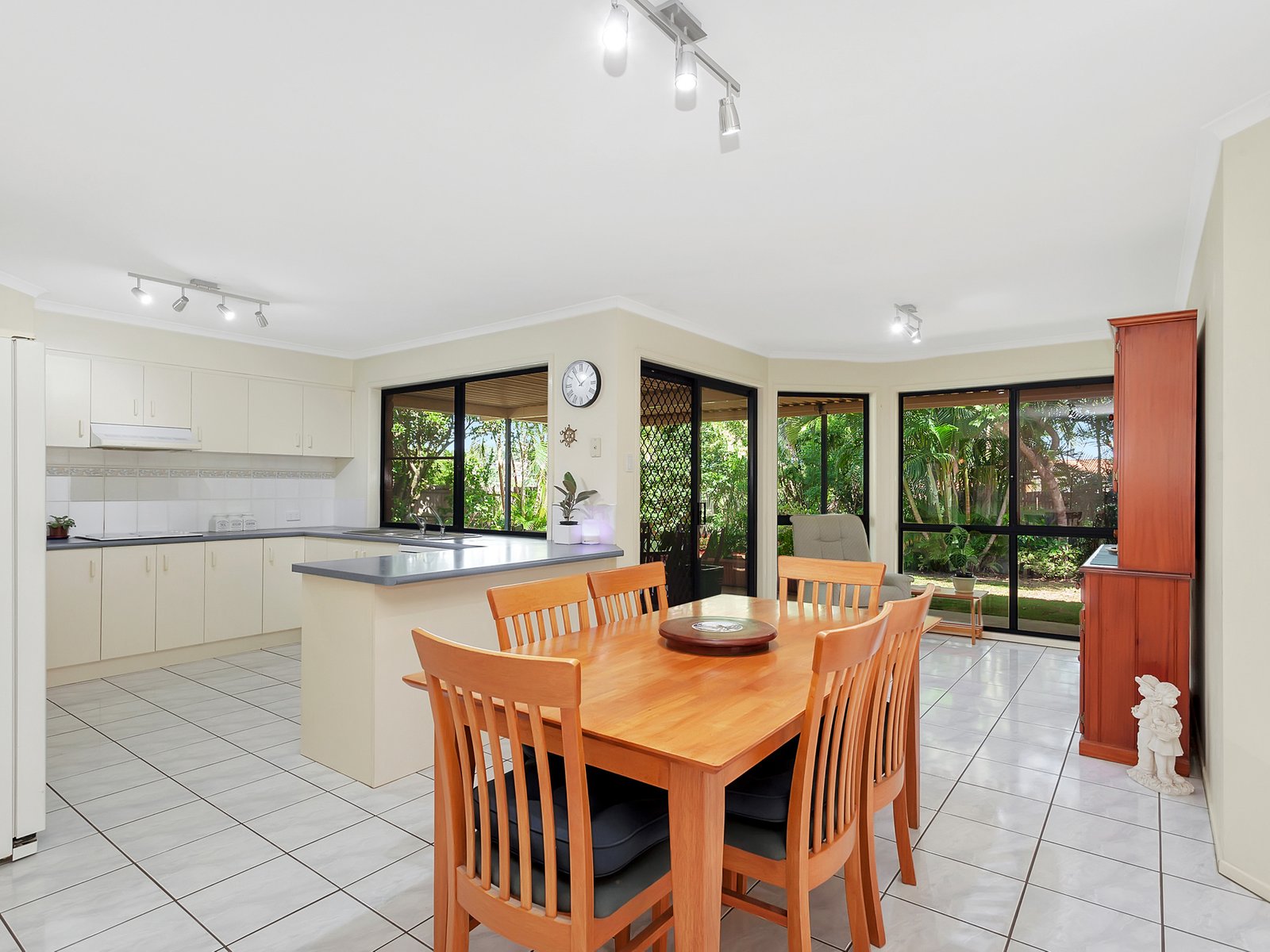 20 Ardisia Court BURLEIGH HEADS 6