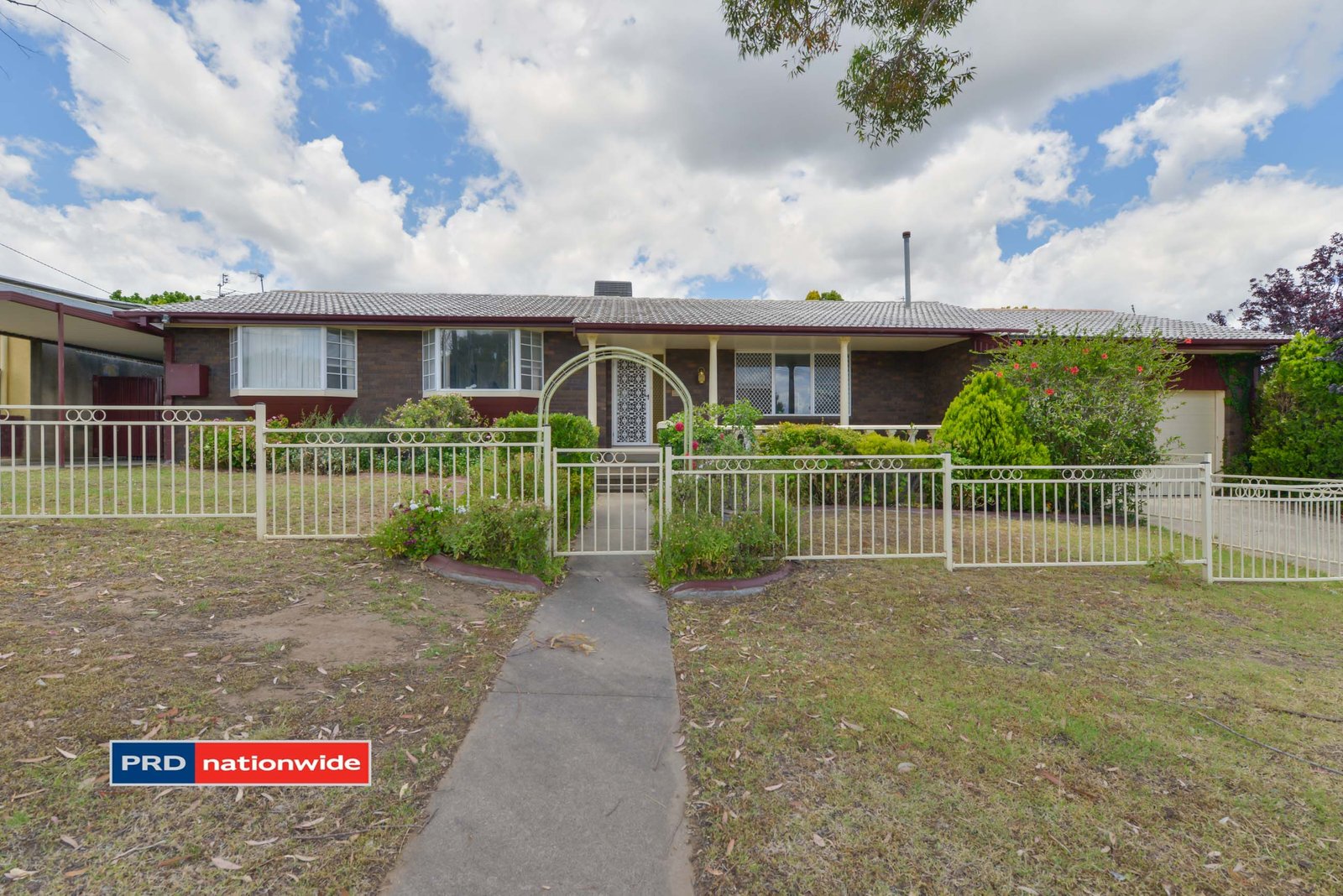 20 Arinya Street TAMWORTH 1