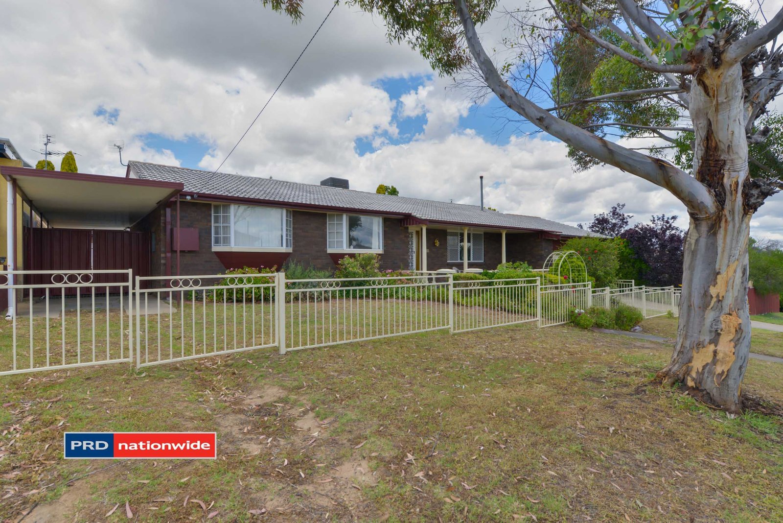 20 Arinya Street TAMWORTH 7