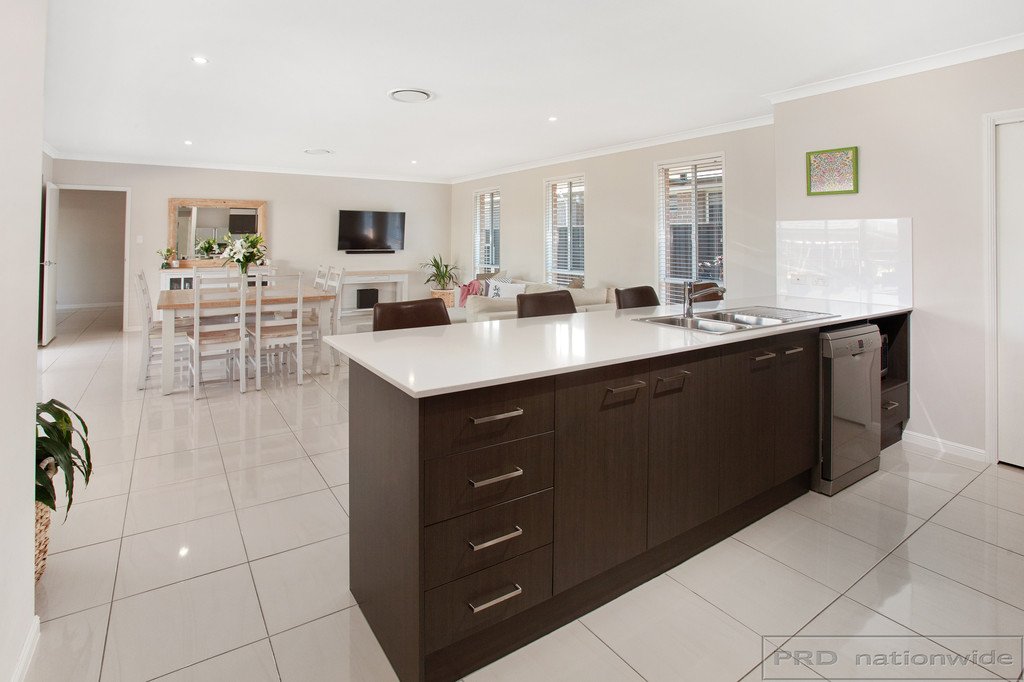 20 Arrowtail Street CHISHOLM 5