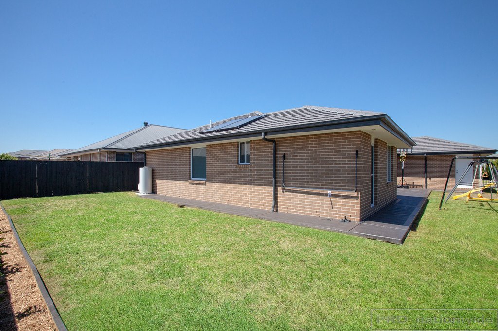 20 Arrowtail Street CHISHOLM 14
