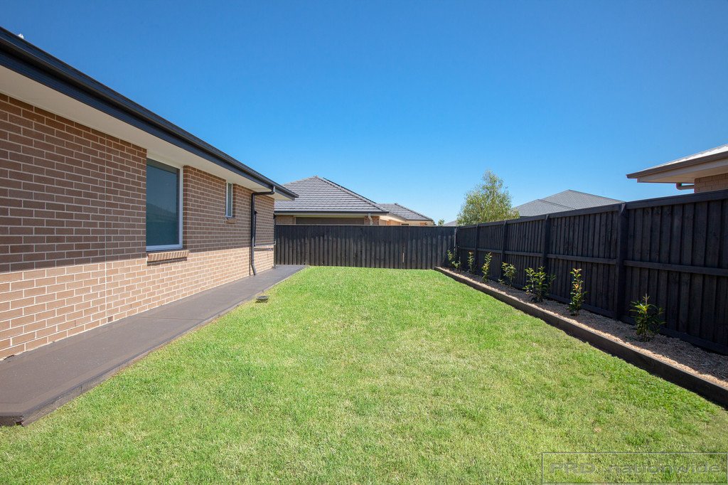20 Arrowtail Street CHISHOLM 15