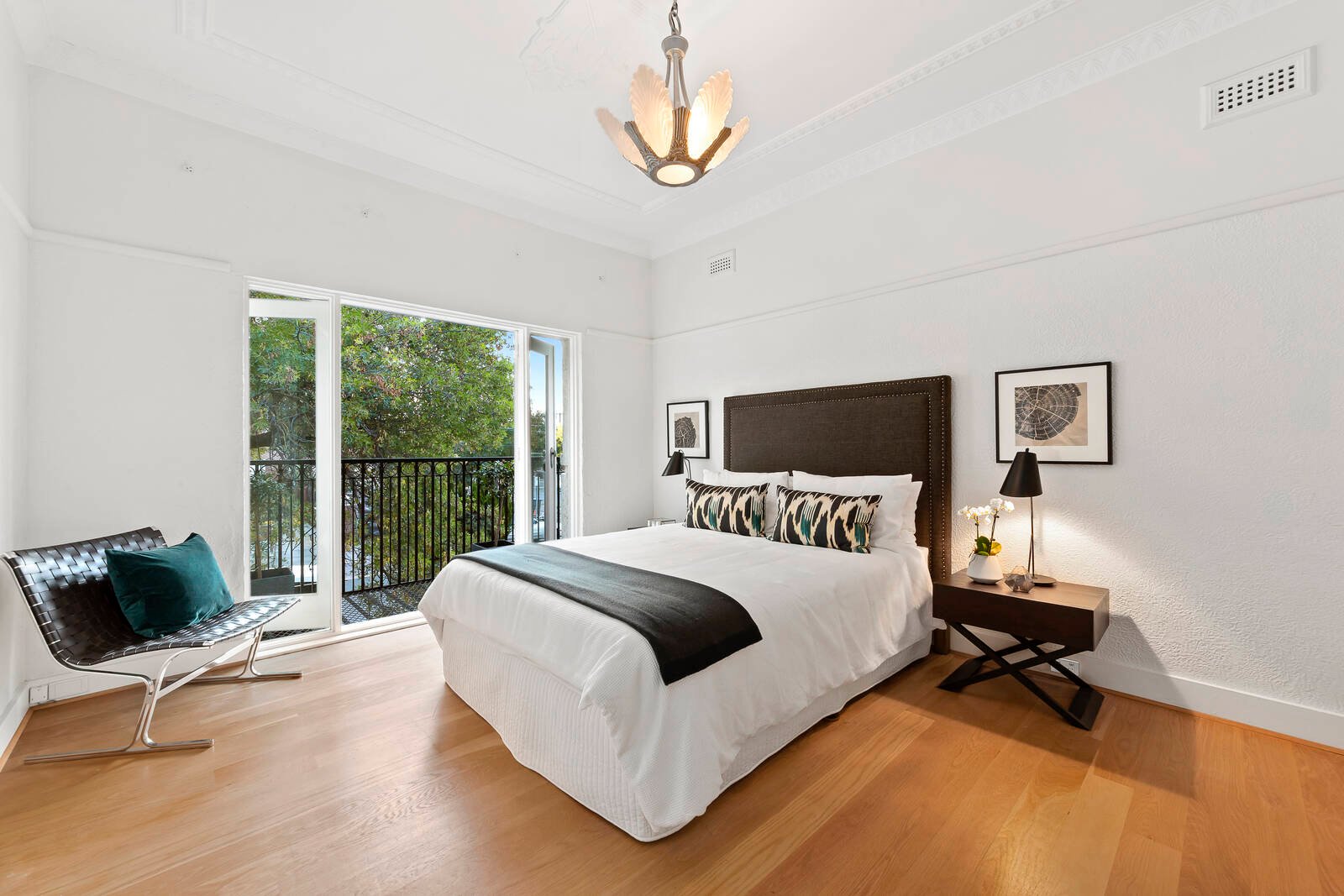 Real Estate and Property in 20 Balmerino Avenue, Toorak, VIC