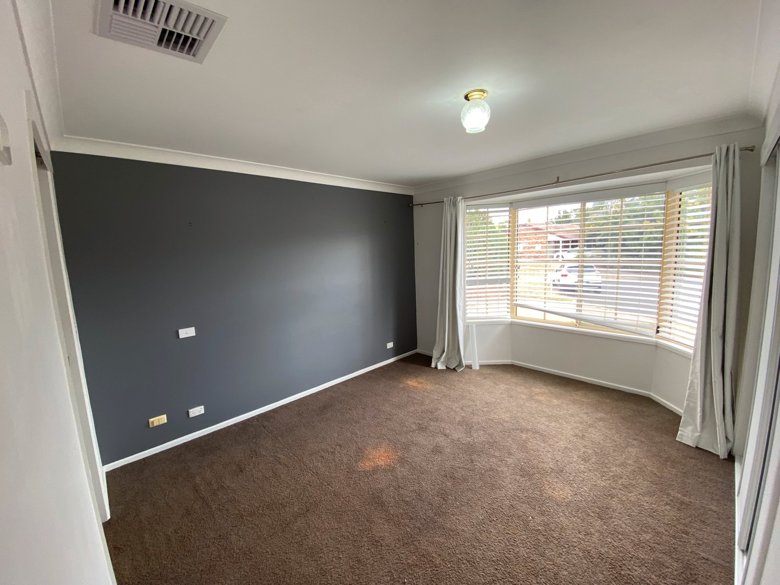 20 Baringa Place TAMWORTH 3
