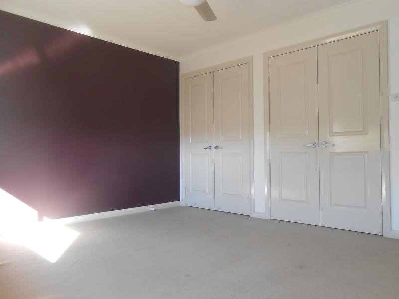 20 Barrington Drive TAMWORTH 2