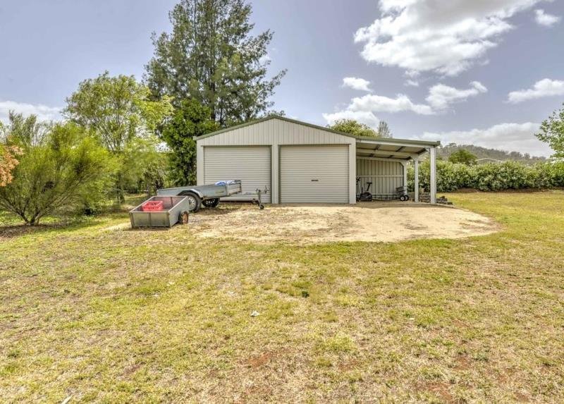 20 Barrington Drive TAMWORTH 7