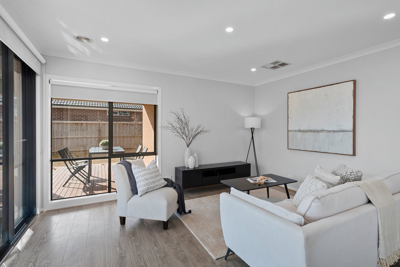 Real Estate and Property in 20 Beaumont Place, Woodend, VIC