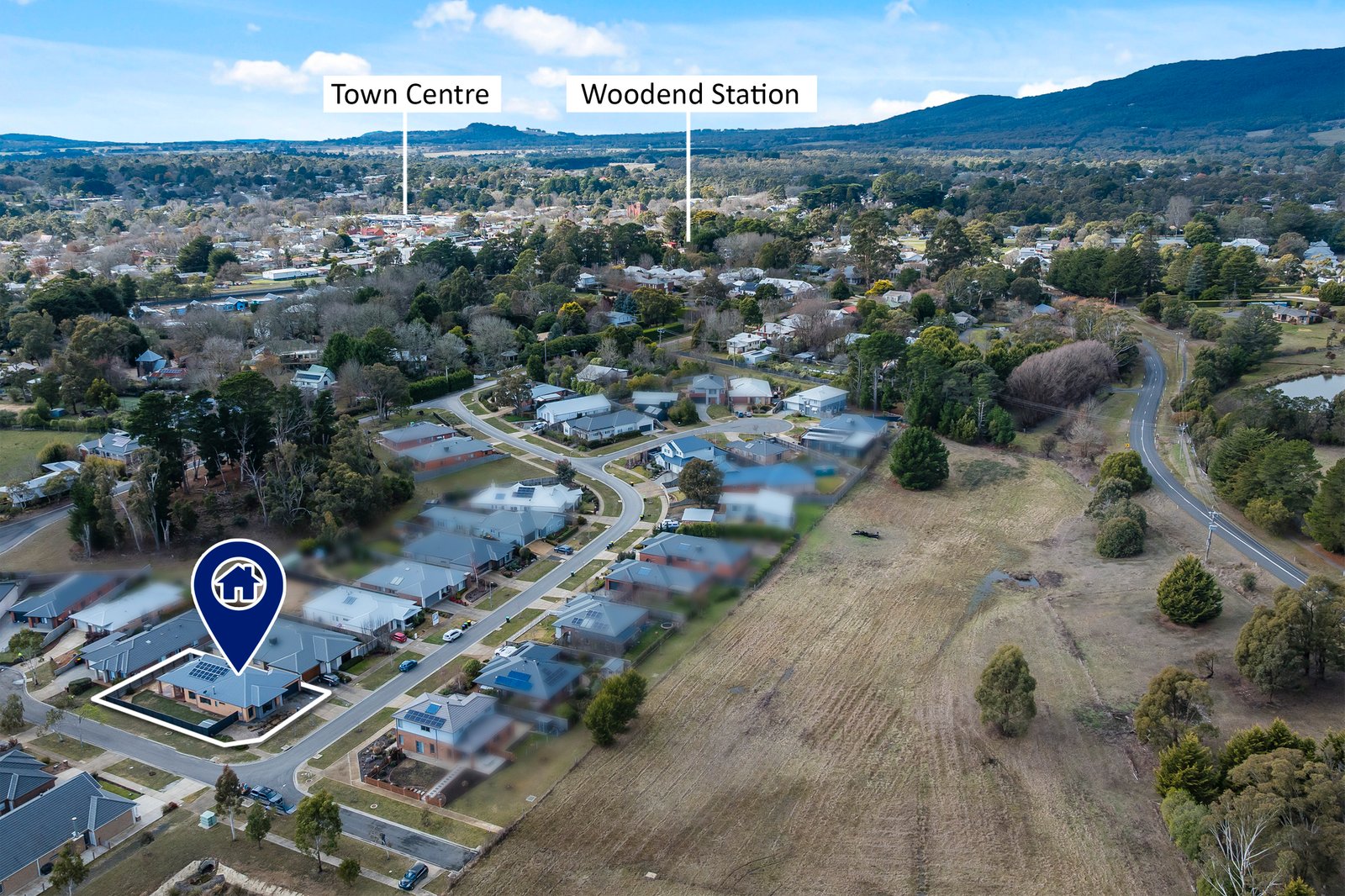 Real Estate and Property in 20 Beaumont Place, Woodend, VIC