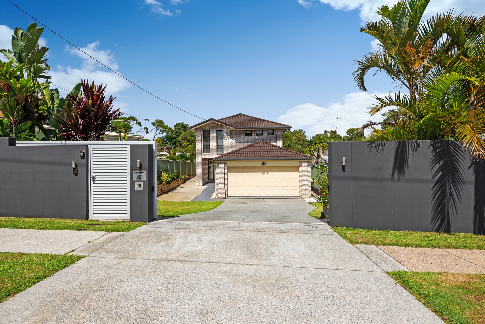 20 BEITZ Avenue LABRADOR 6