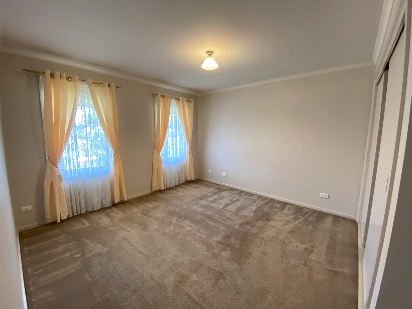 Gallery: 20 Bellbird Avenue