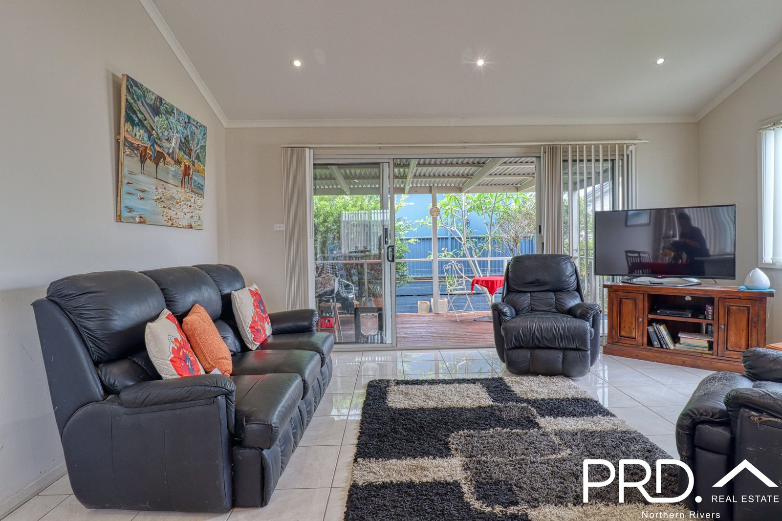 20 Bellbird Lane / 69 Light Street CASINO 7