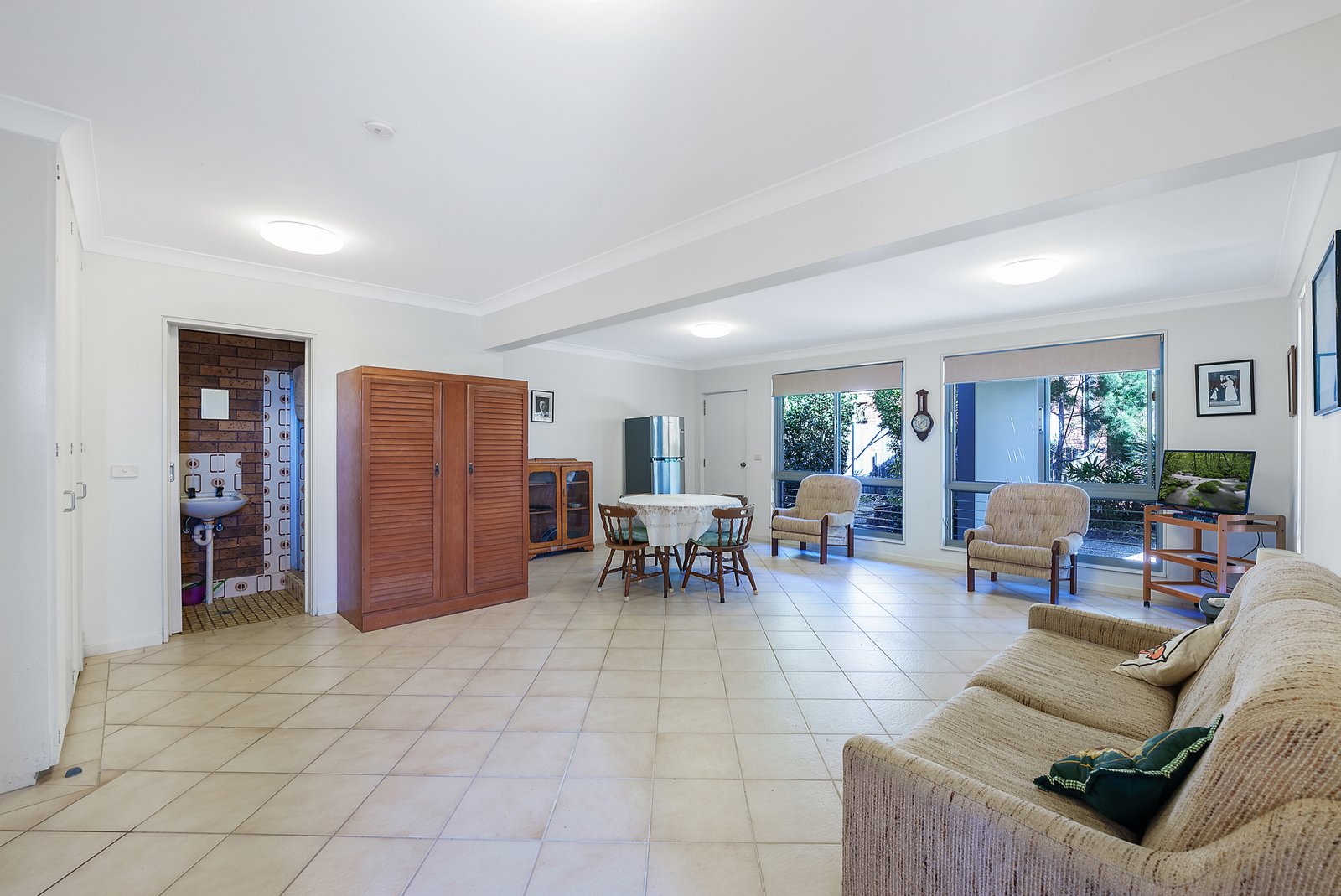 20 Bergalia Crescent CAMDEN HEAD 10