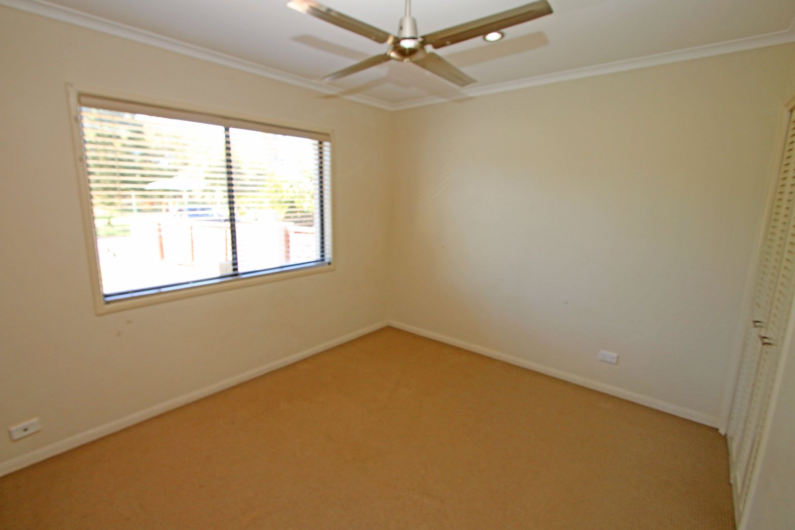 20 Blaxland Avenue MOLENDINAR 6