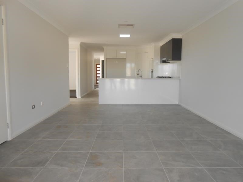 20 Borrowdale Close TAMWORTH 6