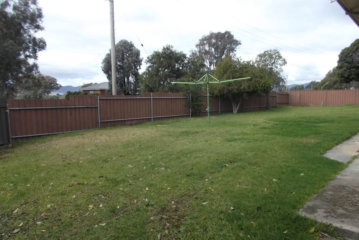 20 Bottlebrush Drive TUMUT 4