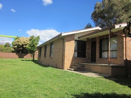 20 Bottlebrush Drive TUMUT 3