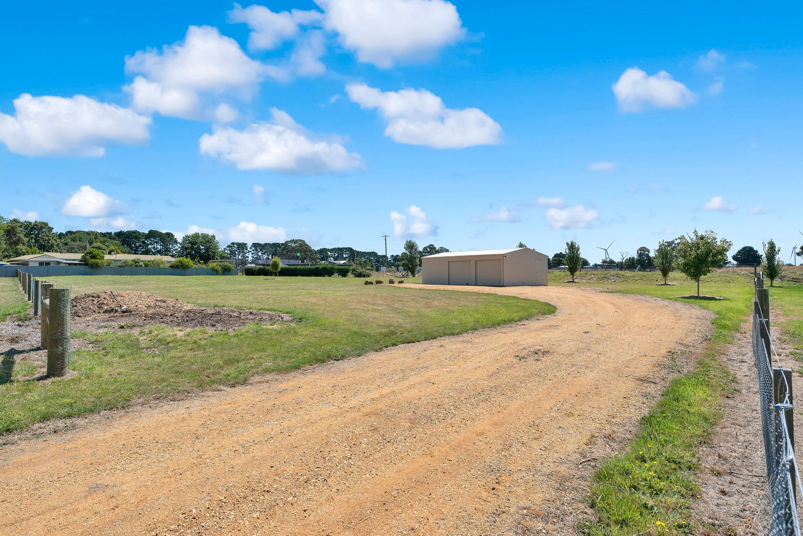 20 Bowers Lane ELAINE 17