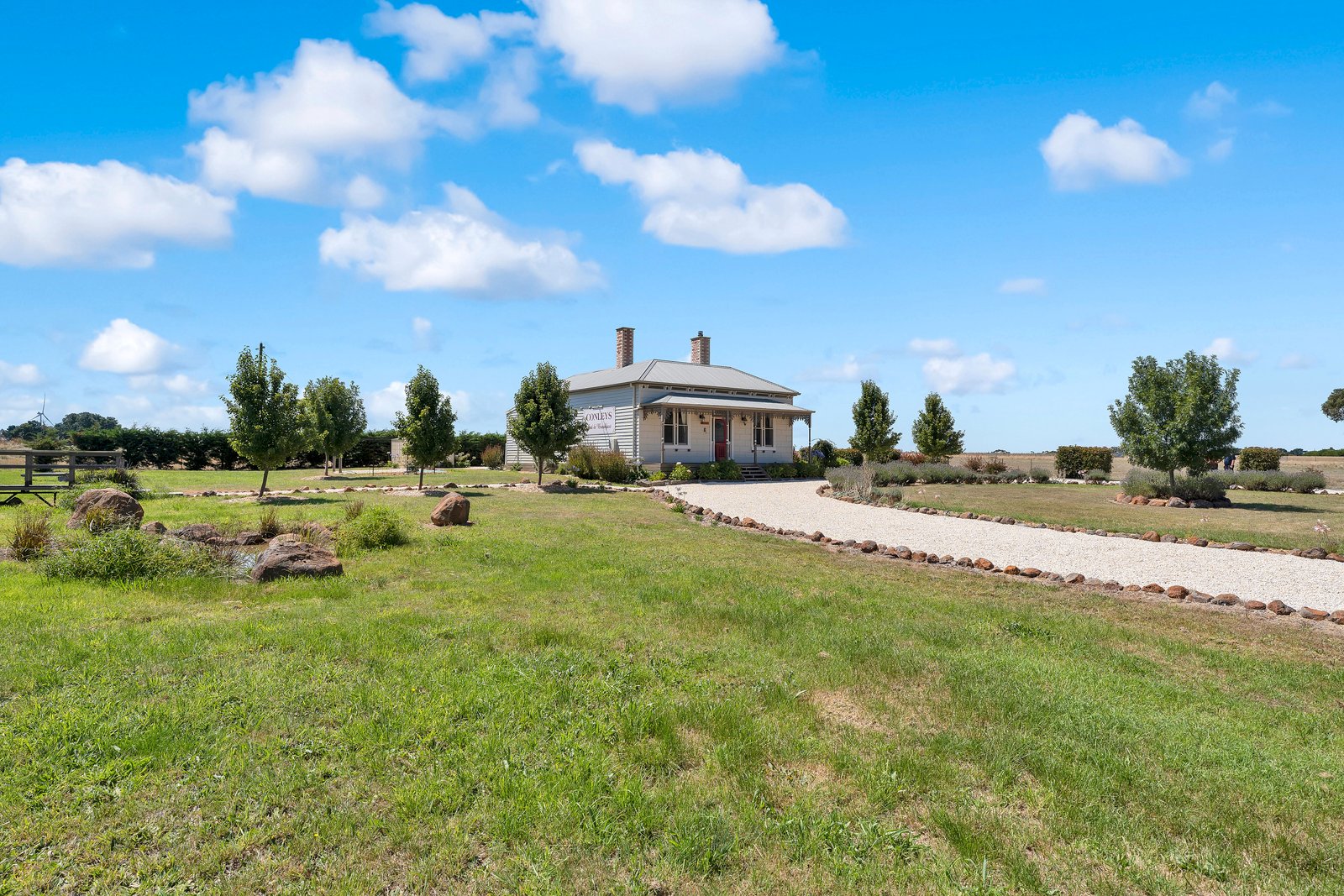 20 Bowers Lane ELAINE 18