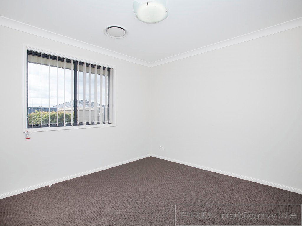 20 Brittany Avenue RUTHERFORD 14