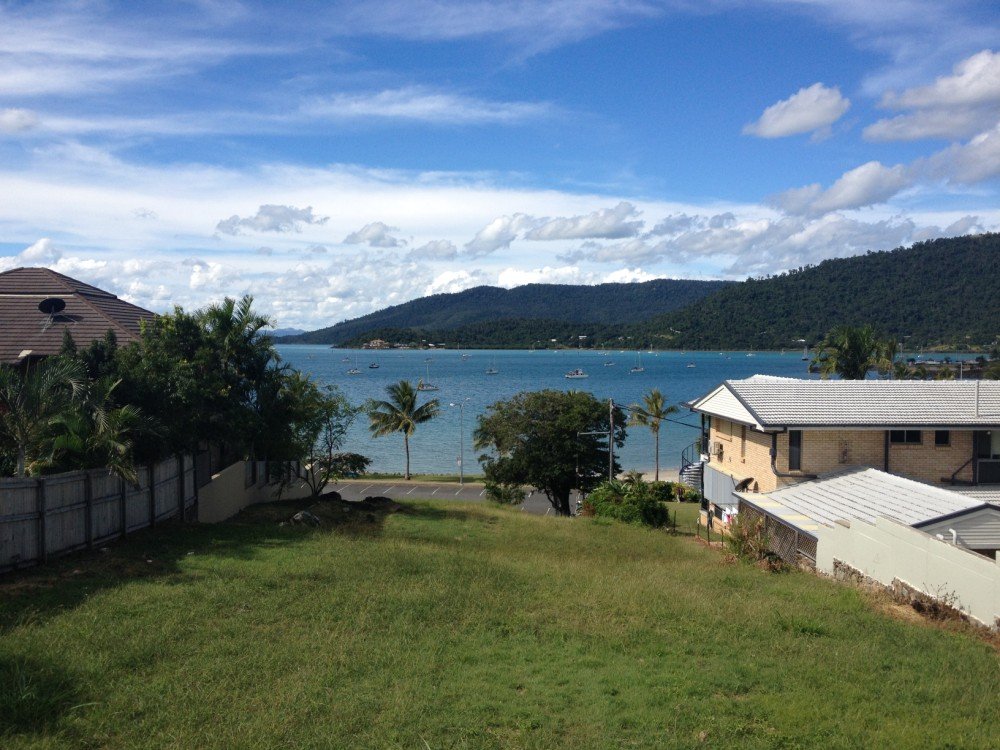 20 Broadwater Ave  AIRLIE BEACH 5