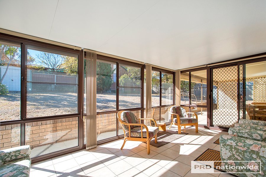 20 Brolga Way TAMWORTH 16