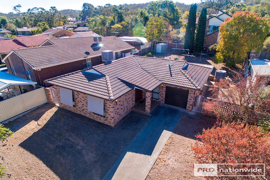 20 Brolga Way TAMWORTH 25