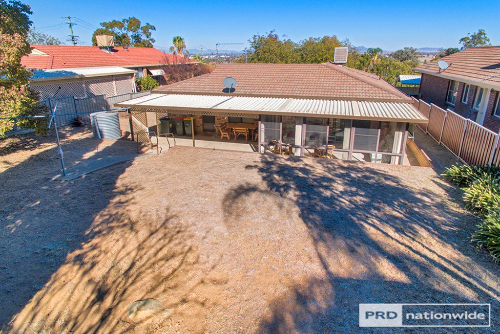 20 Brolga Way TAMWORTH 26