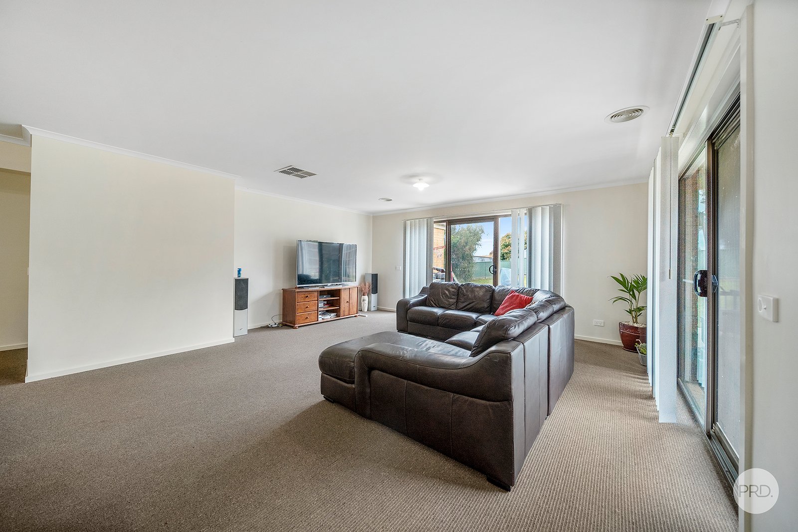 20 Bunker Street KANGAROO FLAT 3