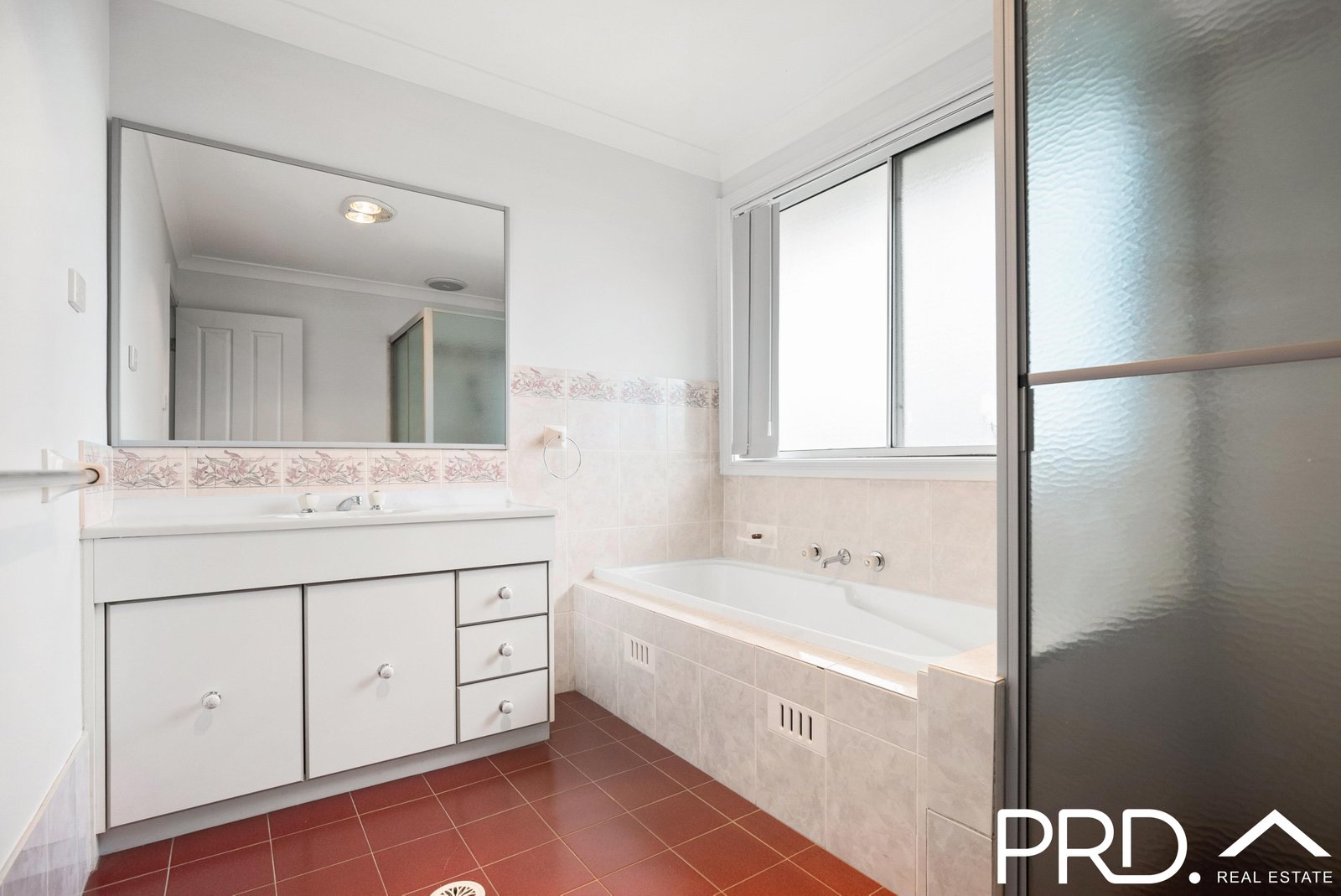 20 Burbank Avenue EAST HILLS 5