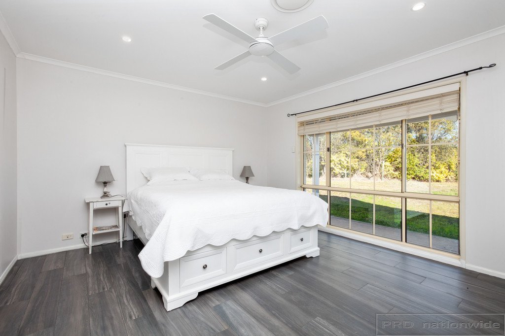 20 Cahill Close BLACK HILL 12