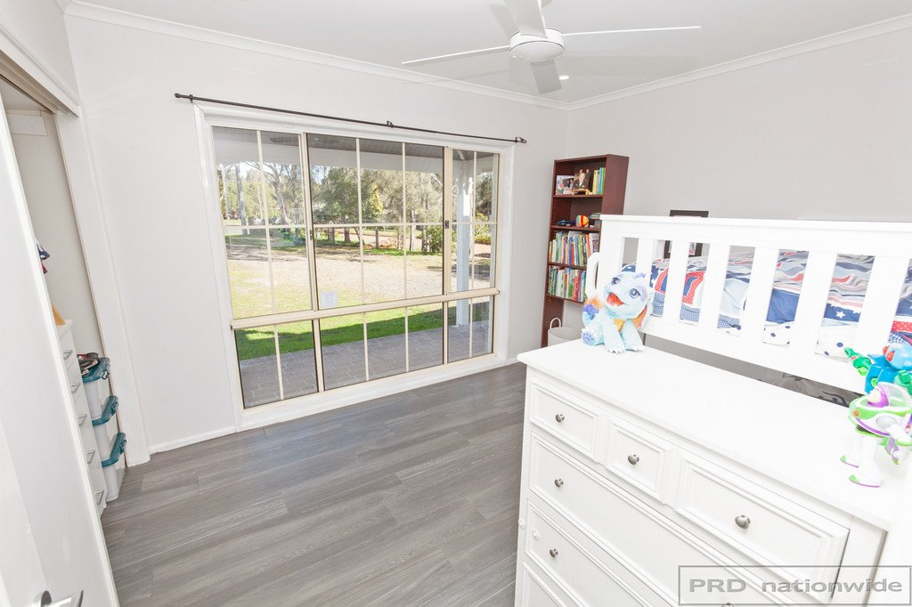 20 Cahill Close BLACK HILL 17