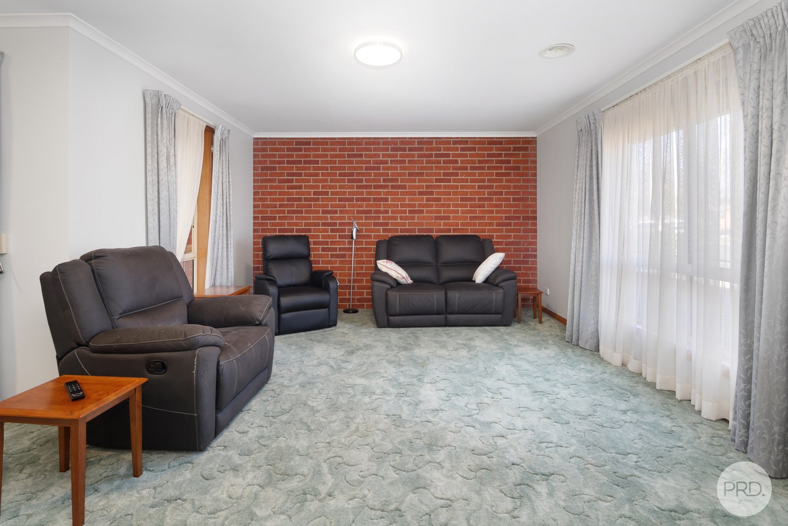 20 Cambridge Street WENDOUREE 2