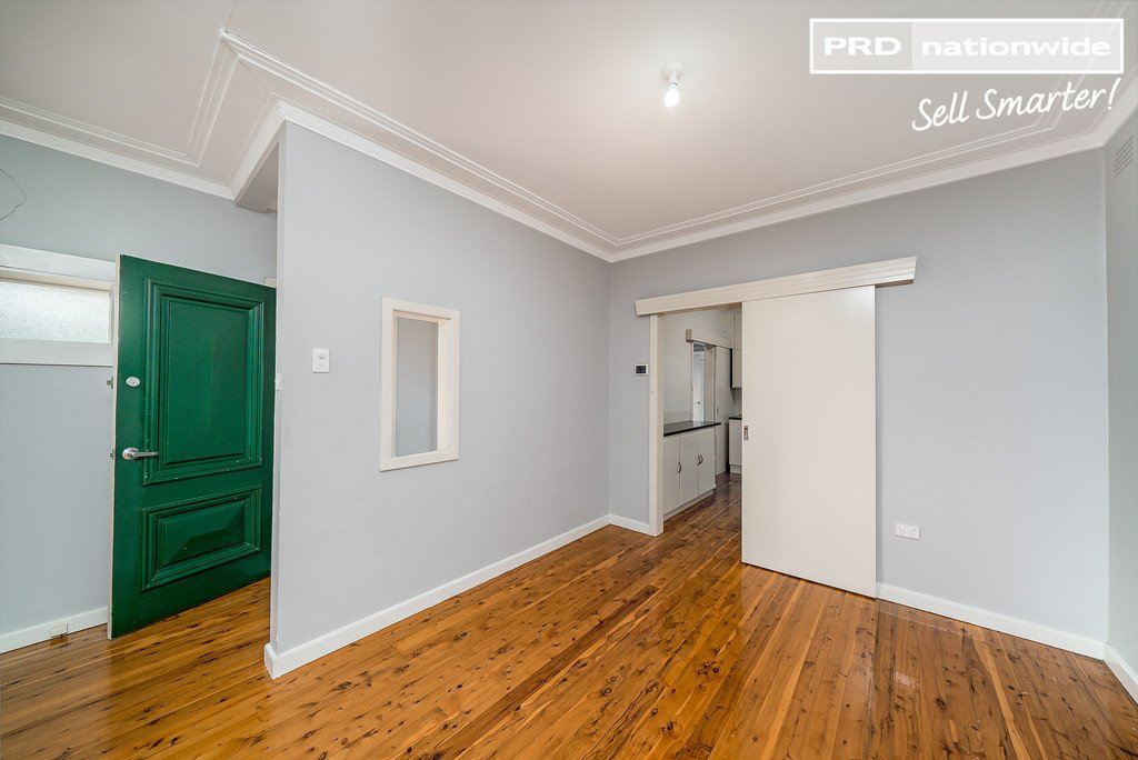 20 Campbell Place WAGGA WAGGA 6