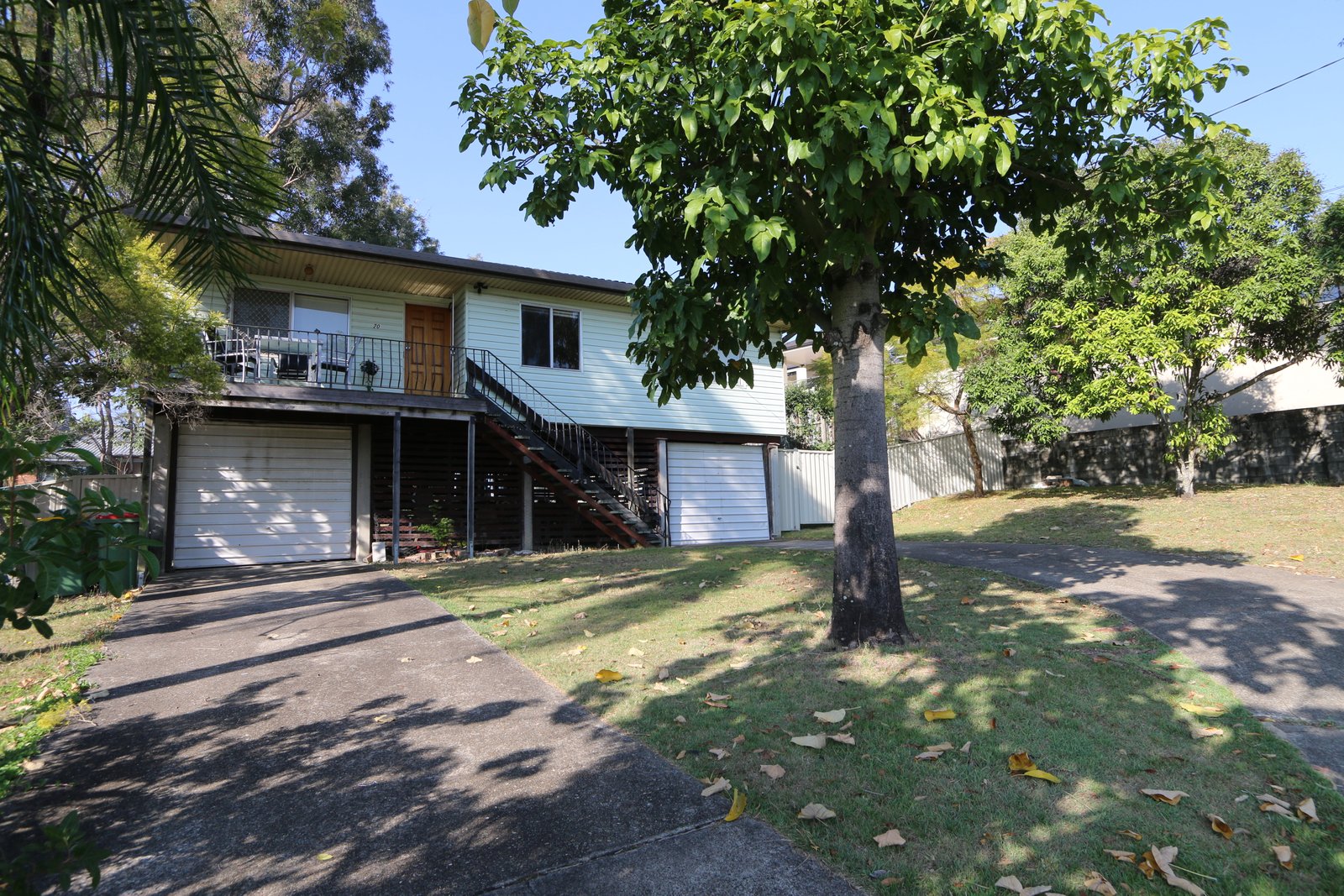 20 Canara Street BENOWA 8