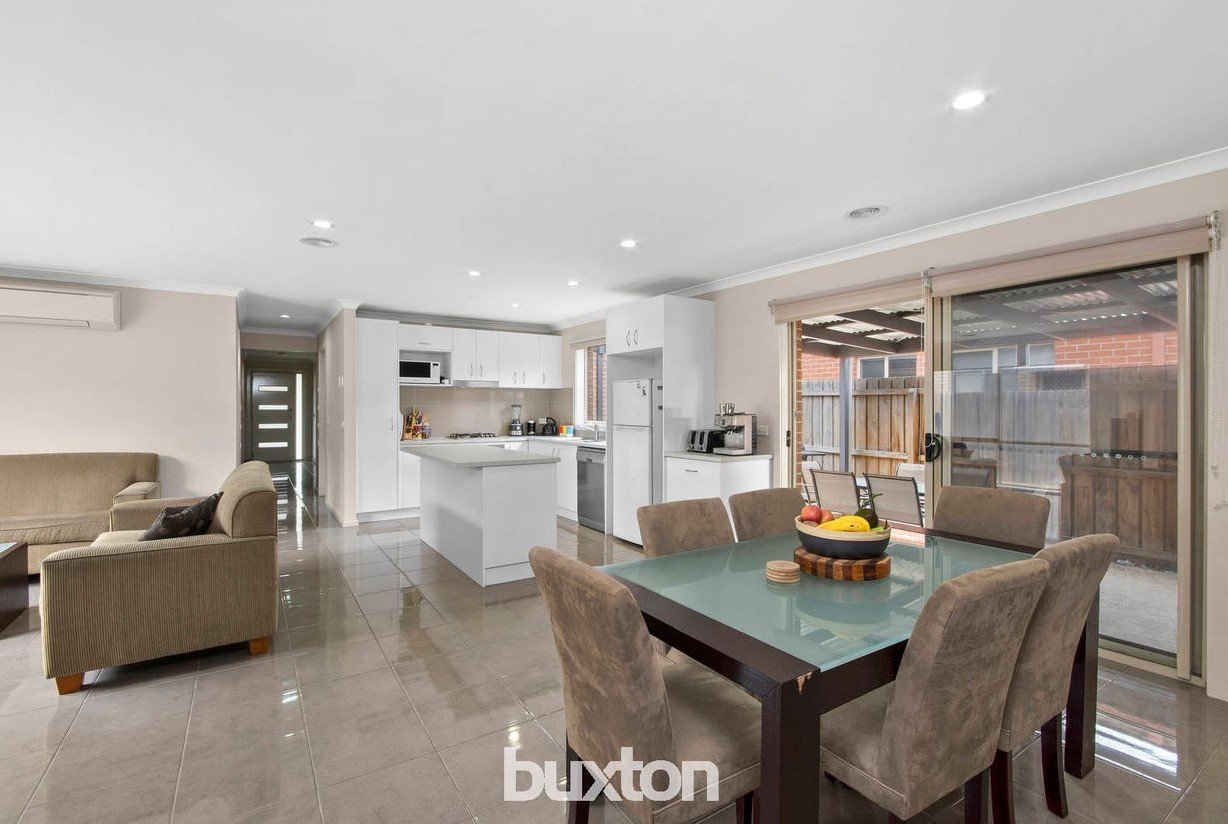 Gallery: 20 Carlina Court