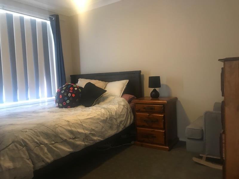 20 Carole Drive TAMWORTH 5