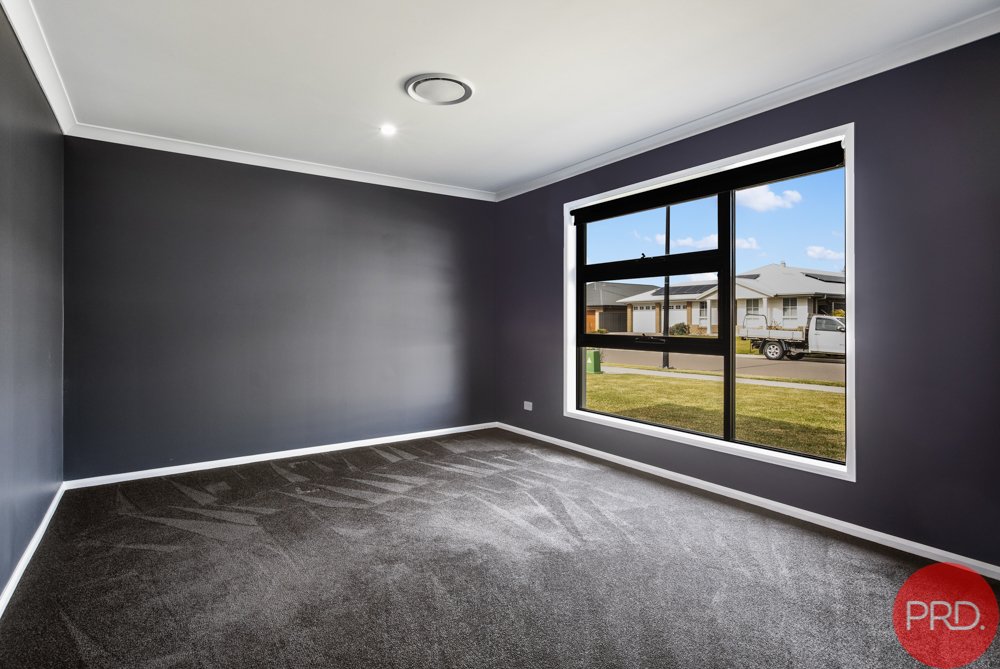 20 Centrefield Street RUTHERFORD 10