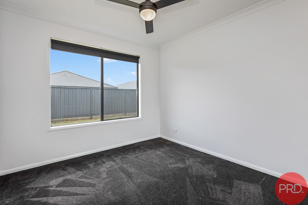 20 Centrefield Street RUTHERFORD 13