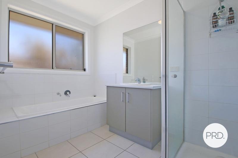 20 Chafia Place SPRINGDALE HEIGHTS 4