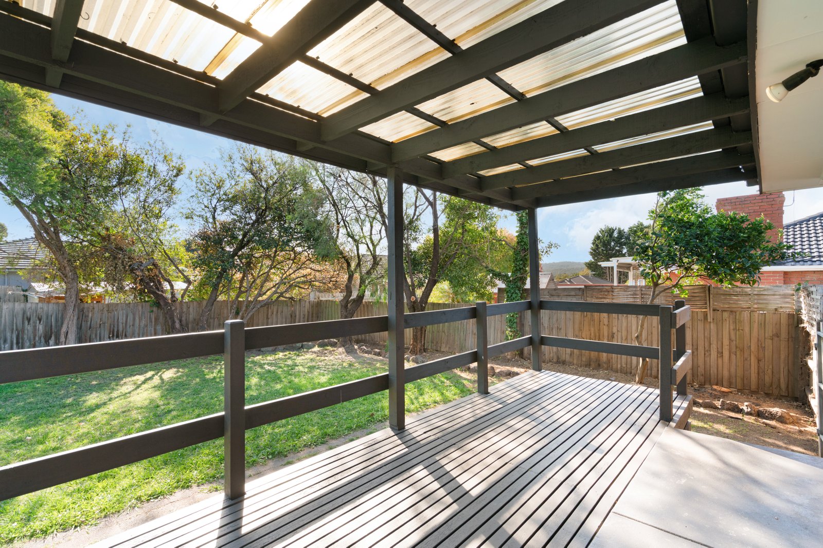 Real Estate and Property in 20 Chester Court, Endeavour Hills, VIC