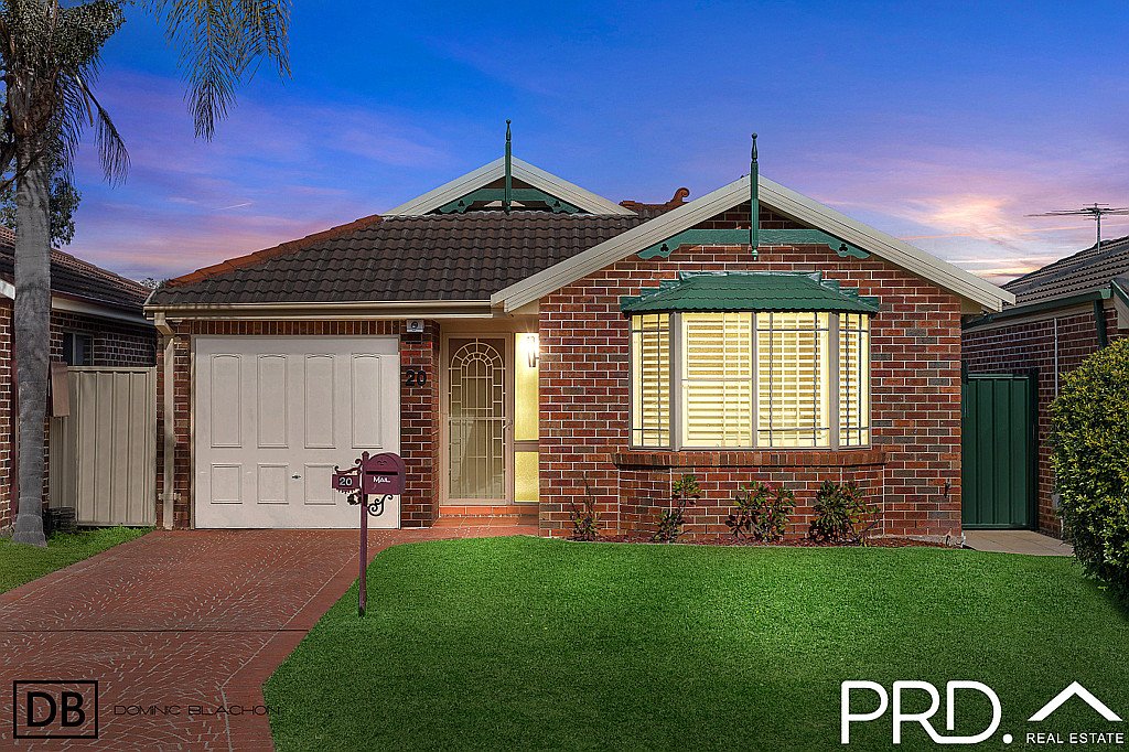 20 Clarendon Court WATTLE GROVE 1