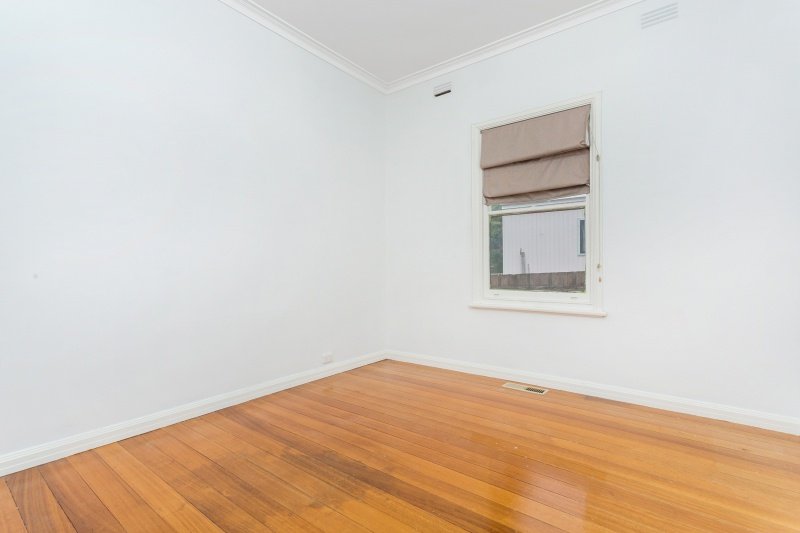 20 Clarke Street KENNINGTON 6