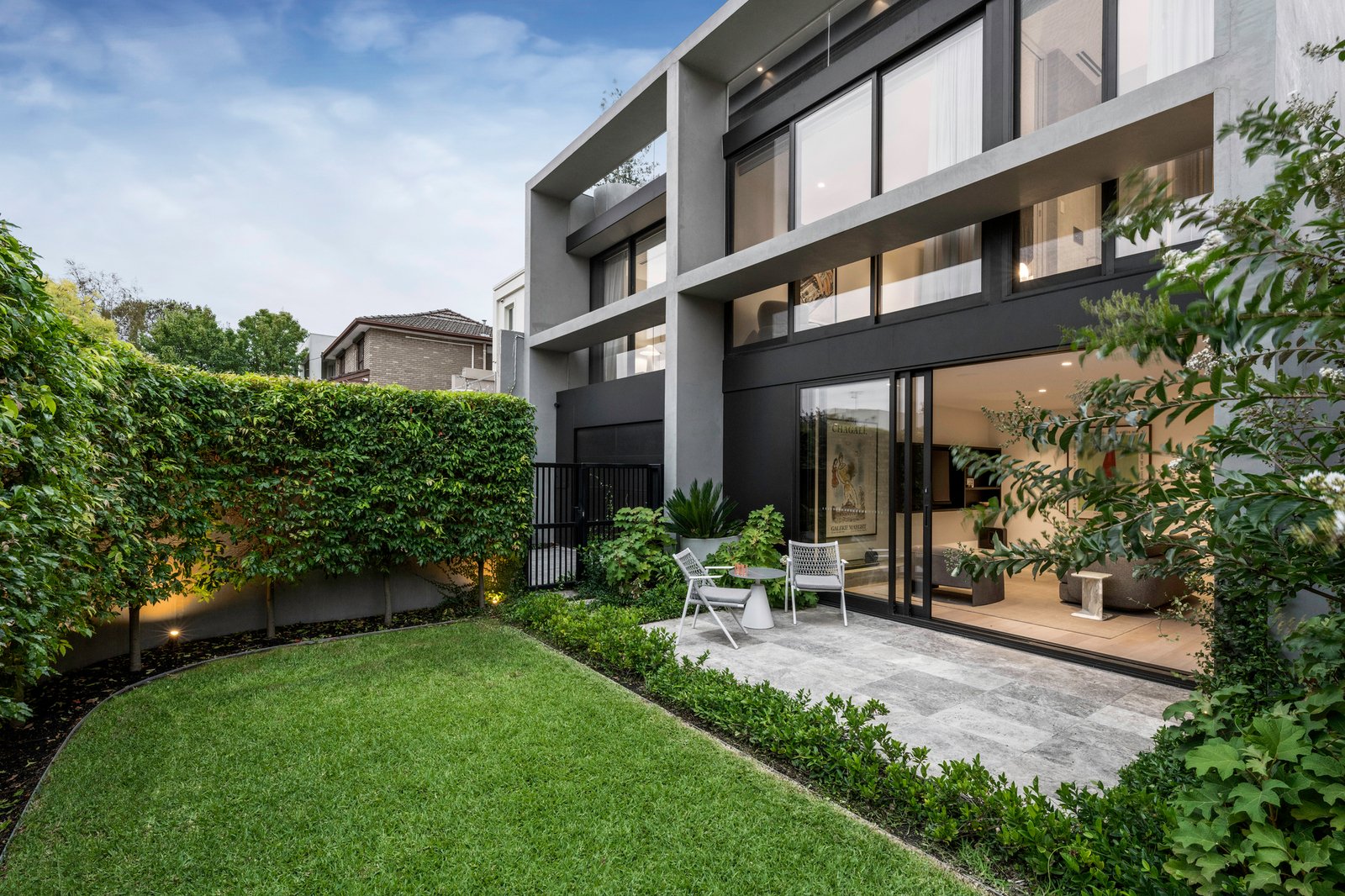 20 Cloverdale Avenue, Toorak, 3142