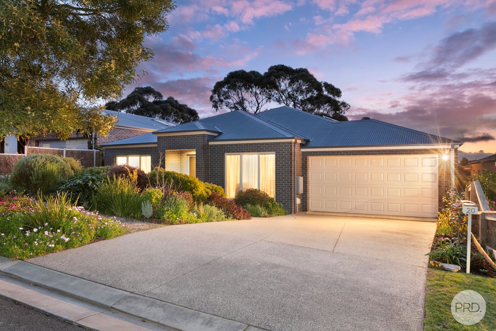 20 Club House Close BUNINYONG 2