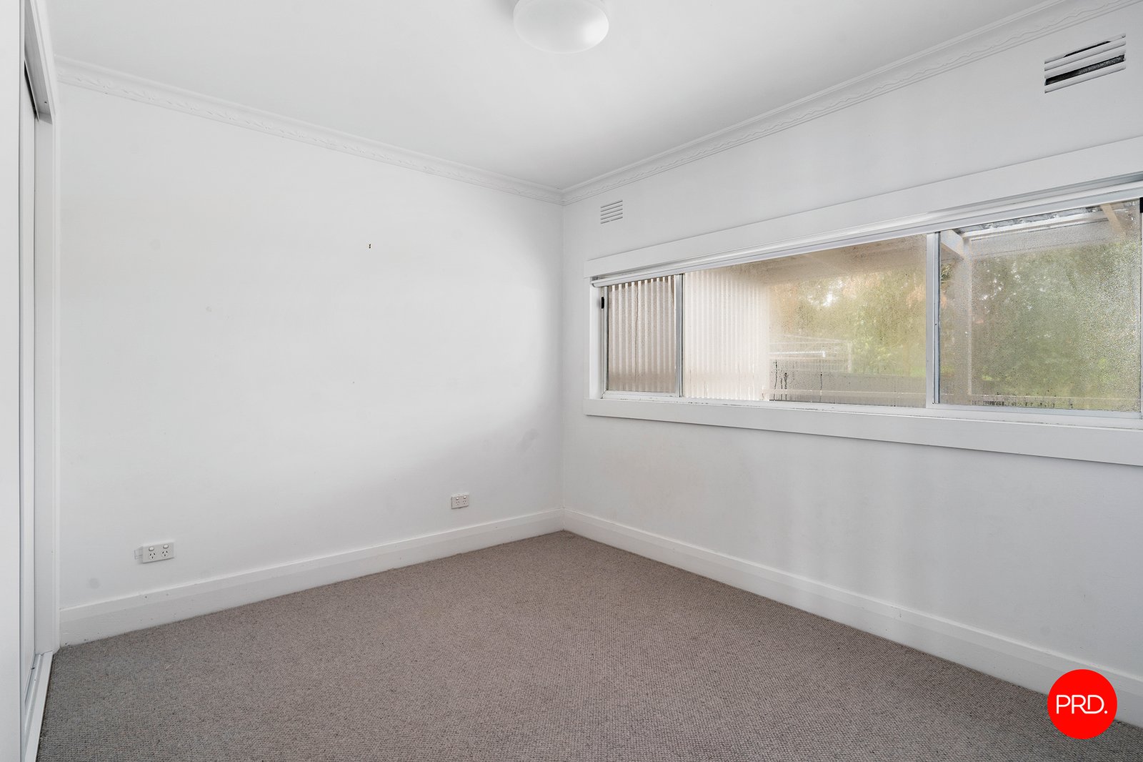 20 College Crescent FLORA HILL 9