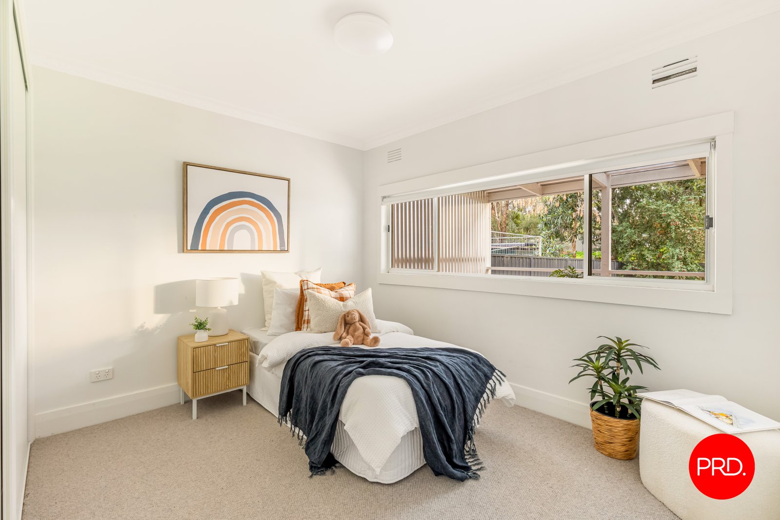 20 College Crescent FLORA HILL 11