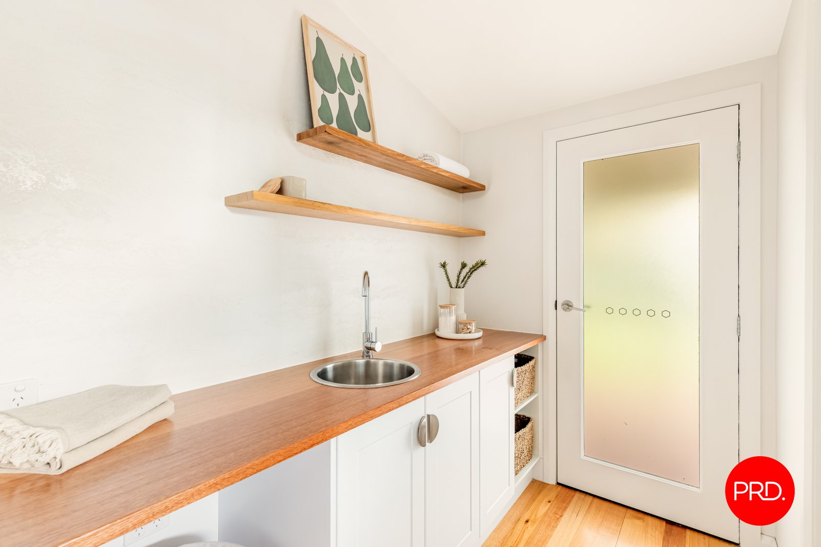 20 College Crescent FLORA HILL 13