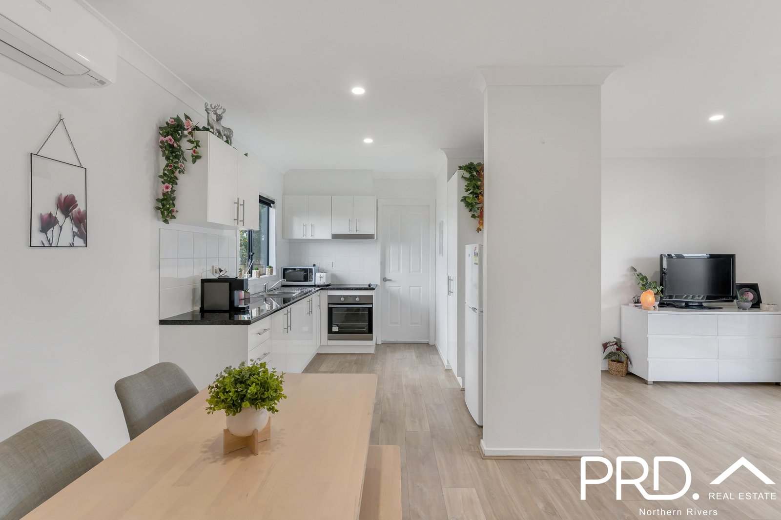 20 Convent Parade CASINO 18