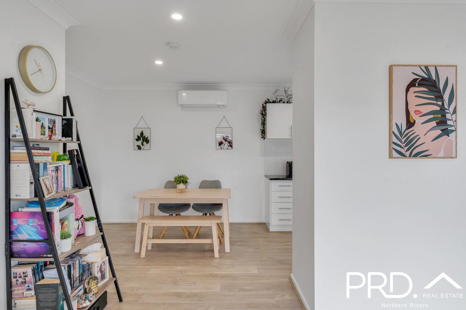 20 Convent Parade CASINO 19