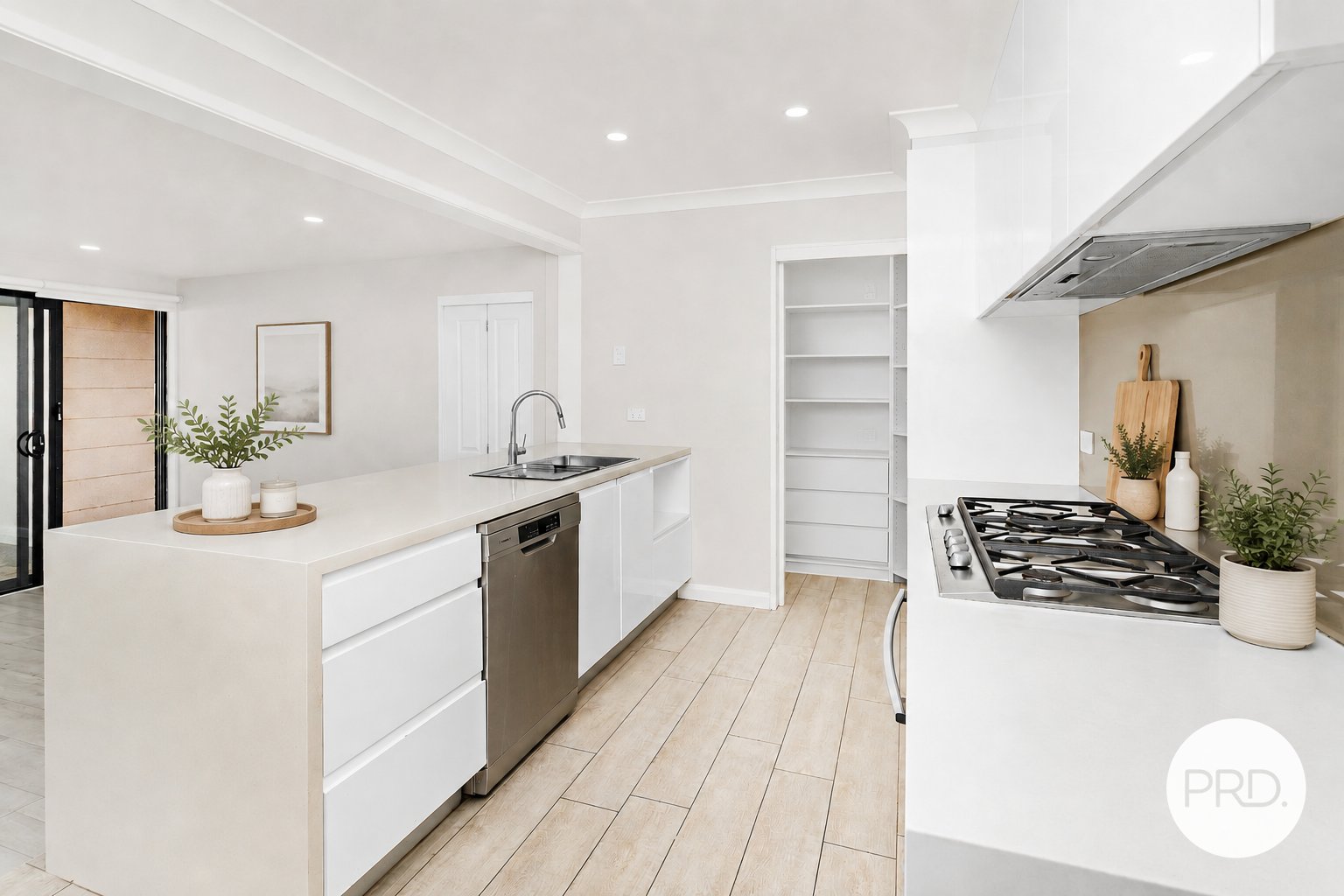 20 Coolibah Avenue ALBION PARK RAIL 2